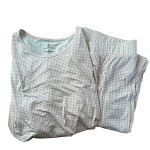 Lands' End XL size 18 Beige Checkered Pajama Set